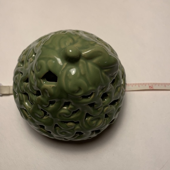 Ceramic Green Pear Room Fragrant - Picture 5 of 10